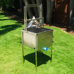 UNCAPPING MACHINE WITH HOPPER